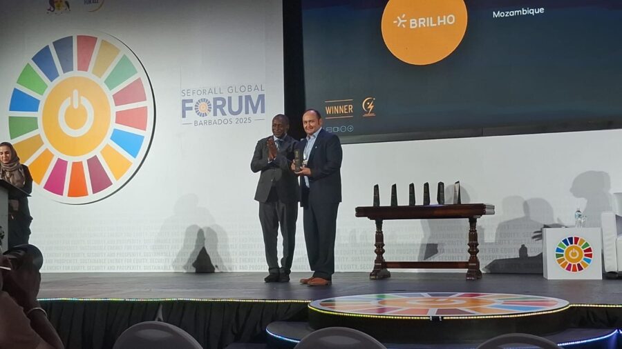 Programa BRILHO vence o prémio Africa Changemaker – Energy Heroes 2025 da SEforALL